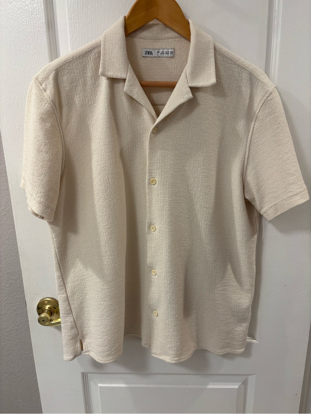 ZARA Men's Cream Short-Sleeve Button-Down Camp Shirt